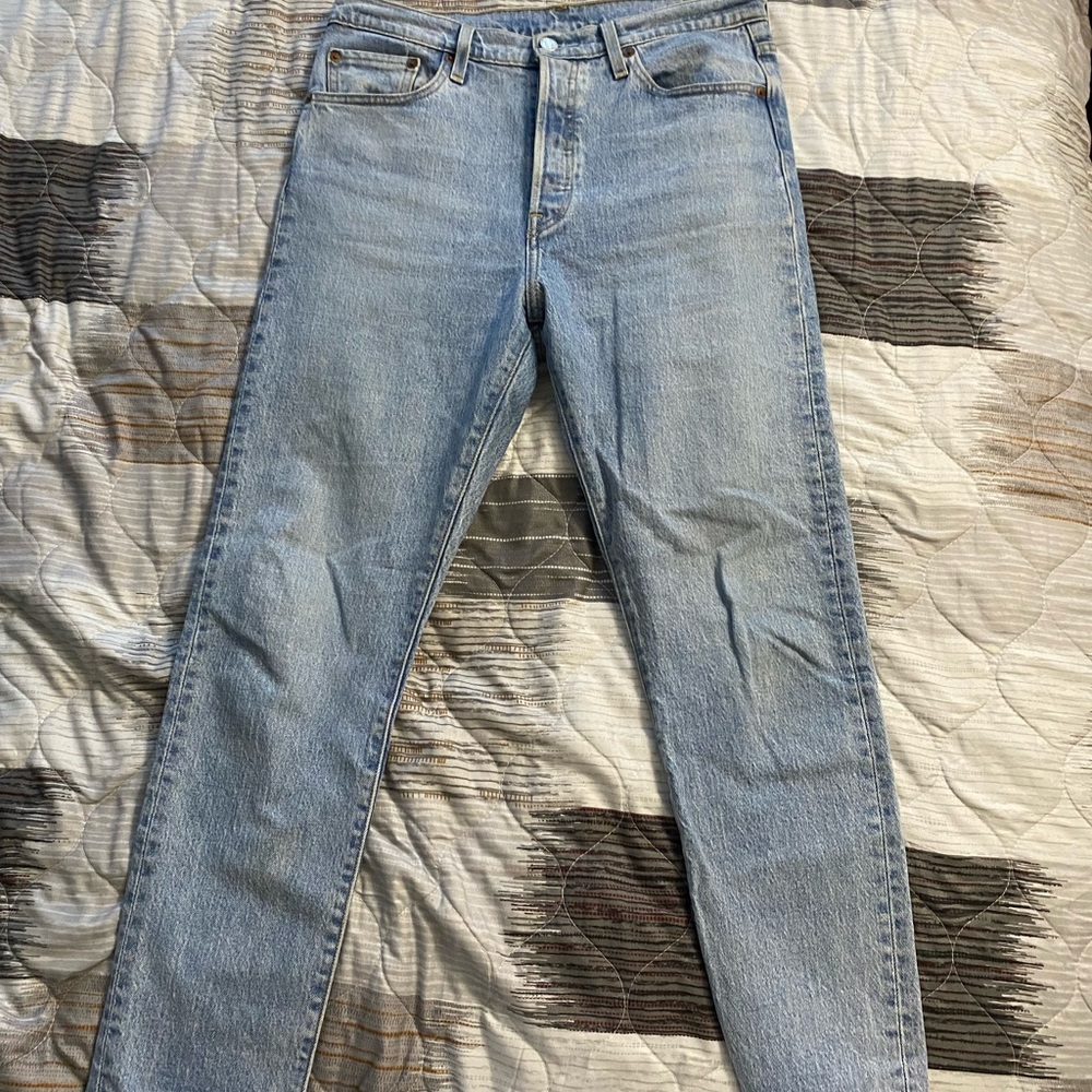 levi’s jeans.